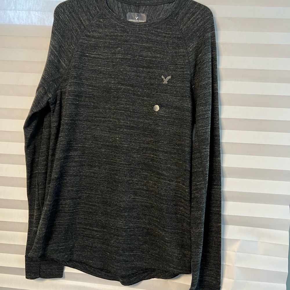 American eagle  outfitters men’s long sleeve T-shirt
